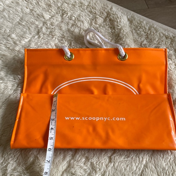SCOOP NYC patent branded large vinyl shopper tote bag shopping rope handle strap - Picture 4 of 5